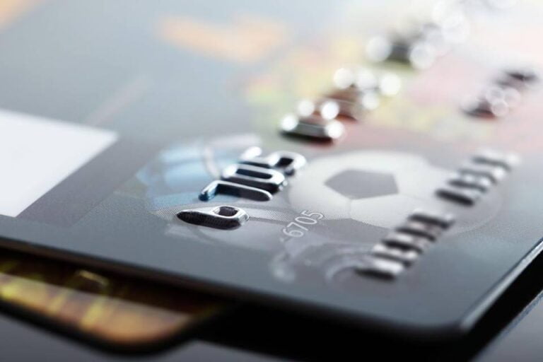 Golpe – se passando por funcionários de empresa de gás, bandidos tomam quase R$ 3 mil de idoso em Marília