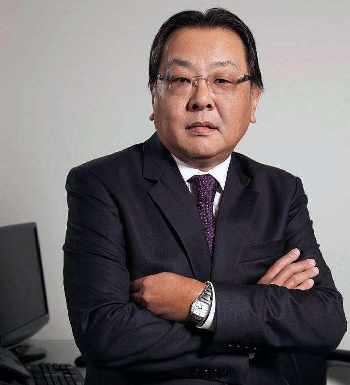 Negócios – Engenheiro Leonardo Sasazaki volta à presidência da indústria, referência nacional na construção civil