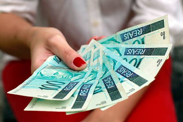 Nacional – Saque do PIS/PASEP sob novas regras terá início na 2ª feira para todos os trabalhadores