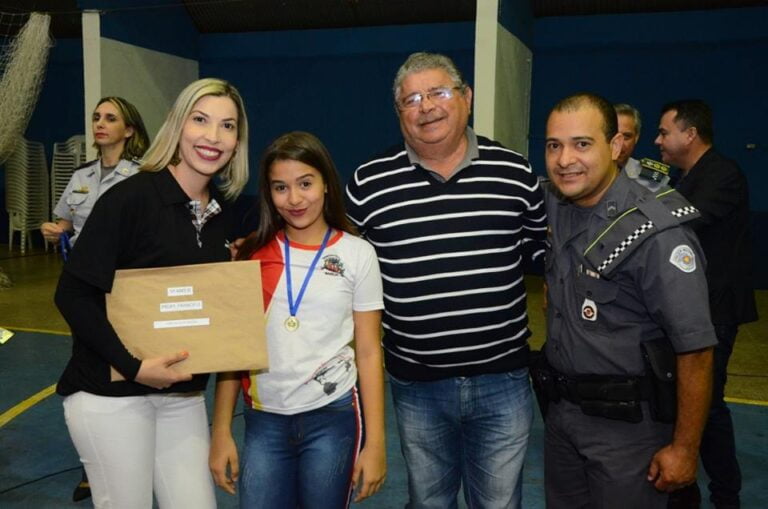 LONGE DAS DROGAS – Prefeitura e PM formam mais 289 alunos de Marília no Proerd