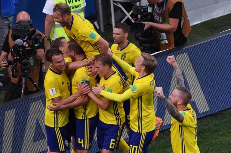 COPA DA RÚSSIA – Dinamarca empata com Austrália e assume liderança momentânea do Grupo C