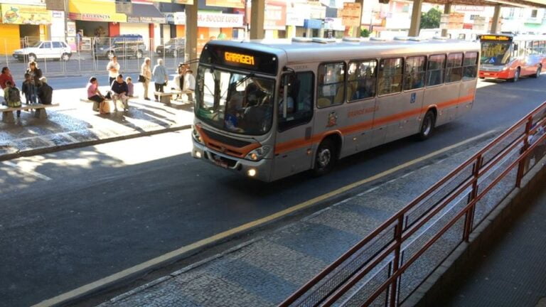 Copa – AMTU anuncia que vai recolher 30% dos ônibus no horário do jogo do Brasil, 6ª feira