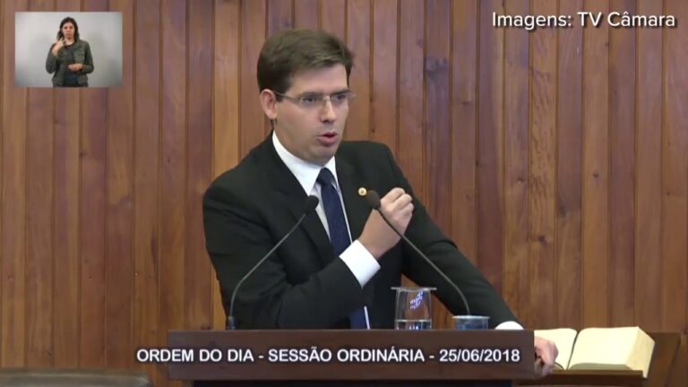 QUEBRA PAU – Zé Luiz e Levi voltam a trocar ofensas, que vão de “moleque, irresponsável” a “oportunista e sem caráter”