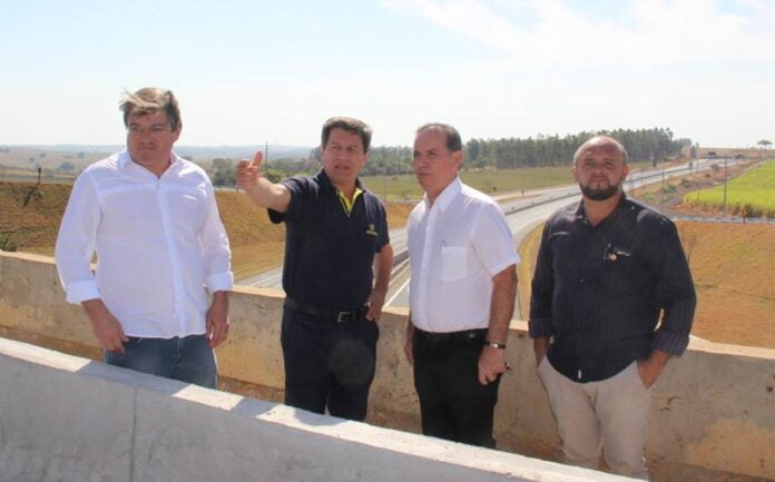 37771458_2035877419780143_7300876814681899008_n