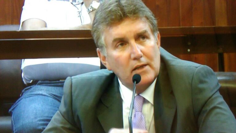 UBER – Líder do governo diz que Daniel mandará à Câmara regulamentação do serviço em Marília