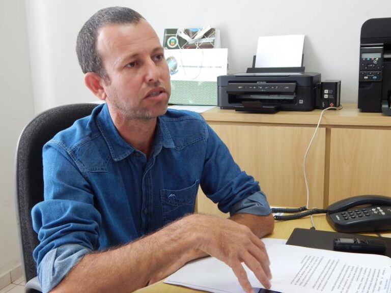 TODO IRREGULAR – Acusado de porte ilegal de arma, presidente da Câmara de Dois Córregos é preso pela PM