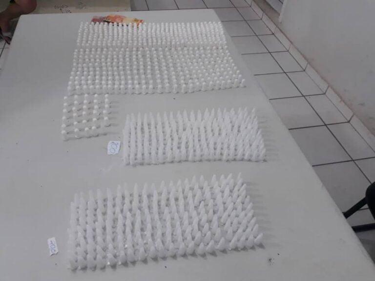 MARÍLIA – Traficante de 29 anos é preso pela PM com drogas e mais de R$ 10 mil em dinheiro