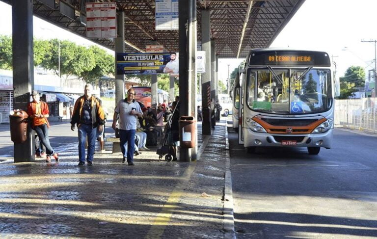 ÔNIBUS – AMTU diz que está “impossibilitada” de conceder reajuste a trabalhadores e culpa Prefeitura de Marília