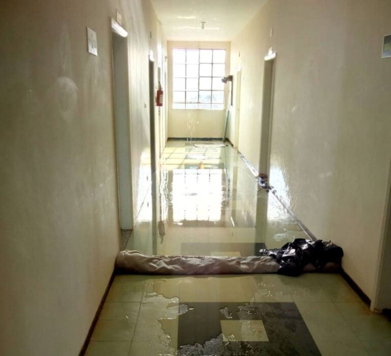 OURINHOS – Temporal destelha e danifica prédio do Hospital do Câncer