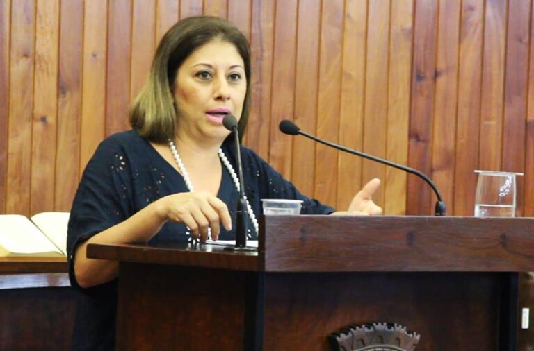 CÂMARA DE MARÍLIA – Aumento de salário dos vereadores é retirado da pauta e das 13 cadeiras, adiado