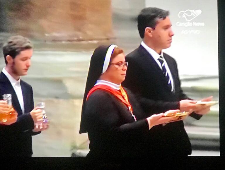 FÉ CATÓLICA – Marilienses vão a Roma participar da beatificação de Madre Clélia