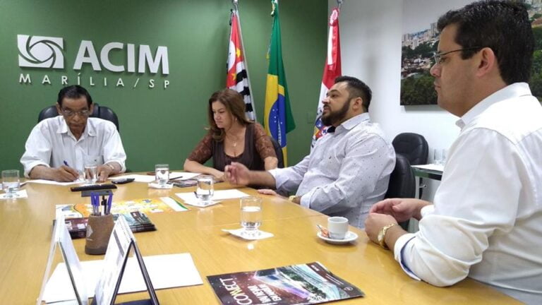 MARÍLIA – Com uso de cartelas e estacionamento a R$ 1,50/hora, Zona Azul volta dia 6 de dezembro