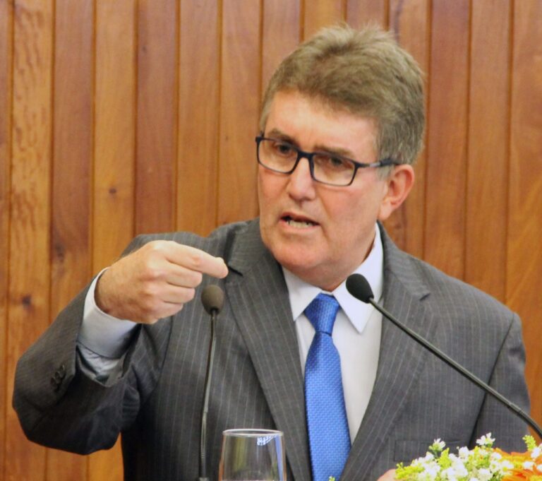 Marília – MARCOS REZENDE É ELEITO NOVO PRESIDENTE DA CÂMARA