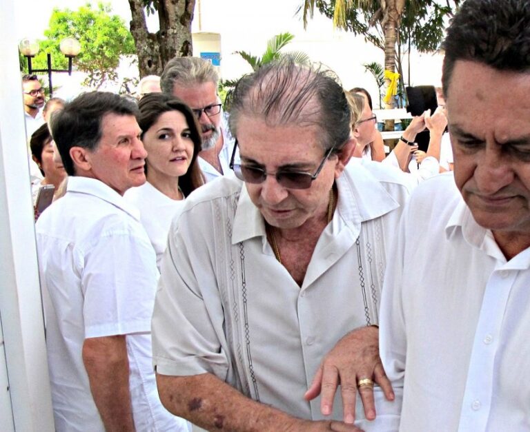 Nacional – NA 1ª APARIÇÃO PÚBLICA, JOÃO DE DEUS SE DIZ ‘INOCENTE’