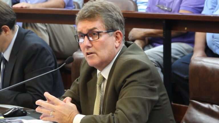 Marília – NOVO PRESIDENTE DA CÂMARA ACONSELHA DANIEL A OUVIR MAIS E TROCAR SECRETÁRIOS