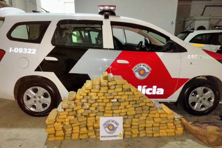 Tráfico – PM PRENDE HOMEM COM 166,8 KG DE MACONHA EM POSTO DE GASOLINA