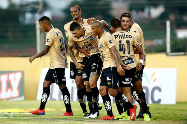 Paulistão – SANTOS VAI A BRAGANÇA E ATROPELA O TIME DA CASA: 4 A 1