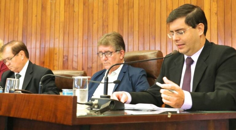 Marília – MAIS EFICIENTE, GOVERNO REDUZ TEMPO PARA PAGAMENTO DE DÍVIDAS NO CURTO PRAZO