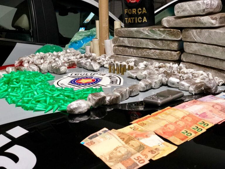 Bom trabalho – PM PRENDE HOMEM E APREENDE 12KG DE MACONHA E COCAÍNA EM BAIRRO DE MARÍLIA