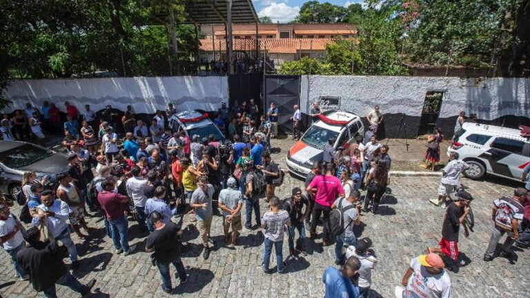 Atentado em Suzano – ATIRADORES DEIXAM 10 MORTOS E 2 FERIDOS GRAVES