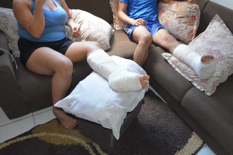 Que susto! – VIDRACEIRO BRIGA, PÕE FOGO NO APARTAMENTO E VIZINHOS SALTAM PELA JANELA