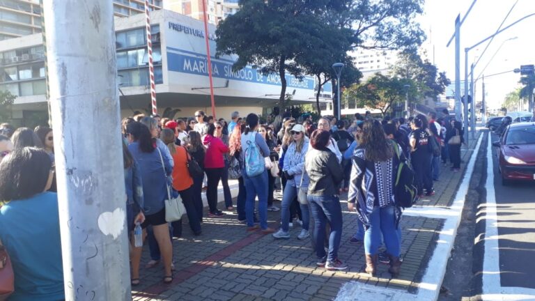 Servidores – PROJETO COM ÍNDICES DE REAJUSTE DEVE IR À CÂMARA AINDA HOJE