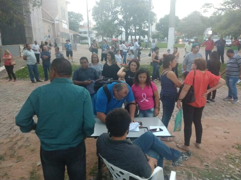 Servidores – SINDICATO NOTIFICA PREFEITO DE PARALISAÇÃO E ACREDITA EM ADESÃO GRANDE
