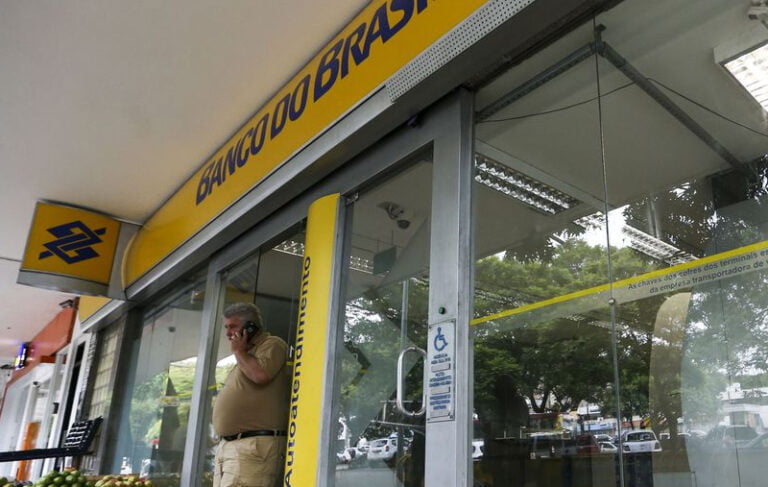 BB – R$ 7 MILHÕES EM DÍVIDAS NEGOCIADAS POR WHATSAPP