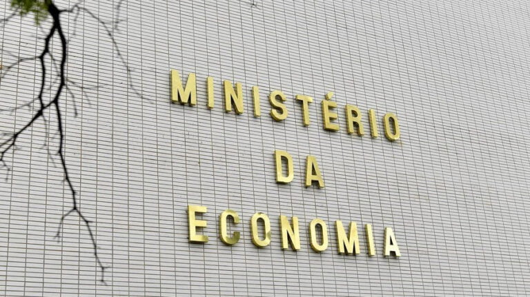 Mercado financeiro projeta inflação de 4,06% em 2026