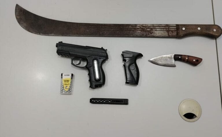 AMEAÇOU COM ARMA DE FOGO E FOI PRESO