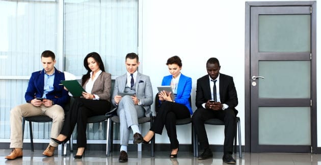 Jaú – Empresas admitem vários profissionais para setores produtivos, operacionais e administrativos; confira