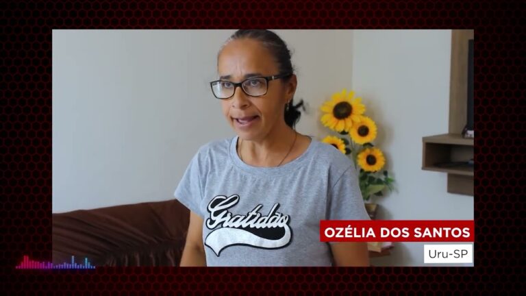 Revoltada com ‘invasão’ de políticos em festa comunitária, moradora expulsa prefeito do local