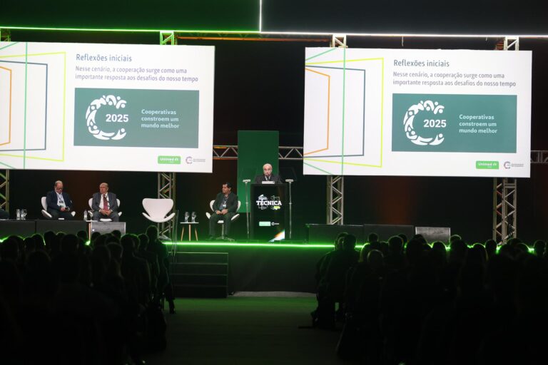 Unimed Marília participa da 1ª Convenção Técnica da Unimed Brasil e celebra premiação na categoria Mude 1 Hábito