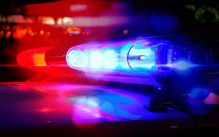 Jovem da duas facadas na mãe