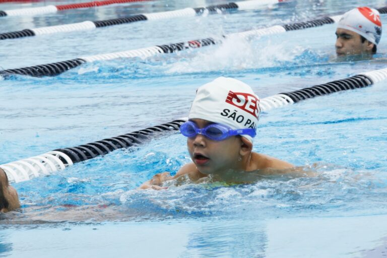 SESI Marília abre inscrições gratuitas para natação e outras modalidades