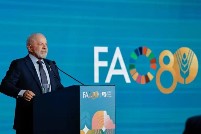 Lula considera antecipada aposentadoria de Barroso no STF