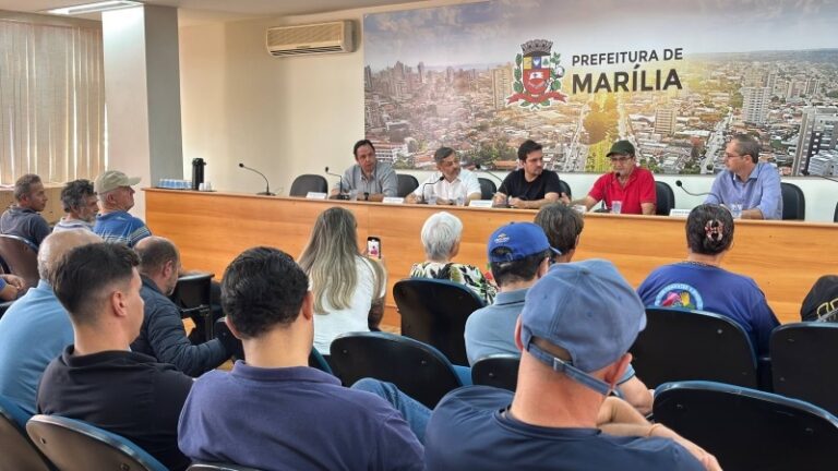 Feira muda de endereço em Marília