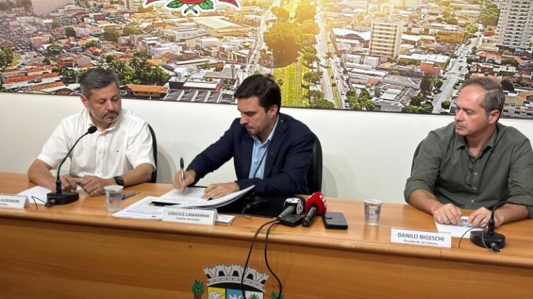Prefeitura anuncia acordo com a RIC AMBIENTAL
