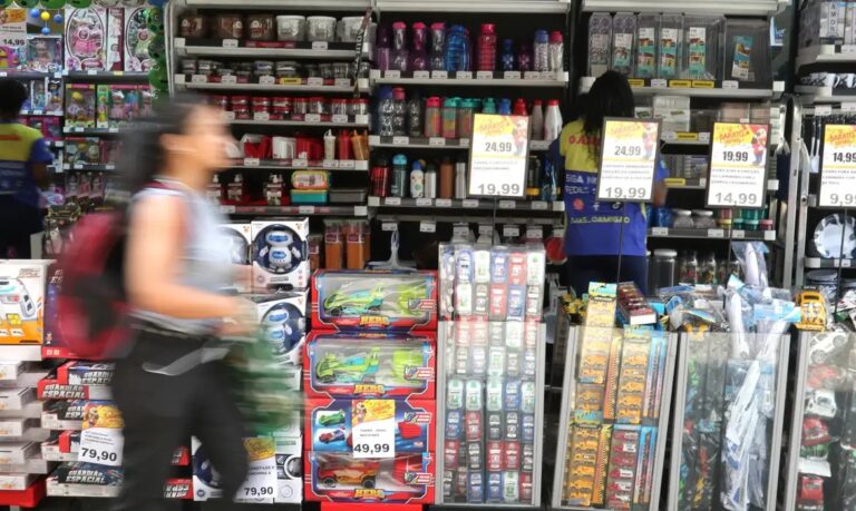 Manutenção da Selic em 15% ao ano preocupa