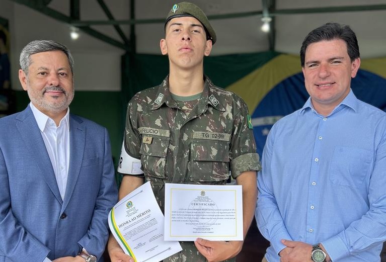 Tiro de Guerra de Marília realiza formatura